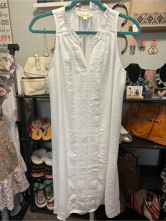 indigo Rose Dresses & Skirts - Indigo Rose White Sleeveless Eyelet Midi Dress